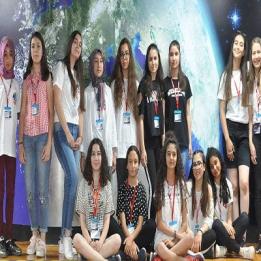 Bilim Ve Teknolojide Kız Çocukları Uzayı Keşfetti