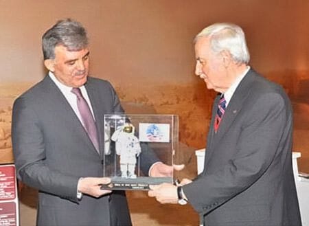 11. President / Abdullah GÜL and Kaya TUNCER (2011)